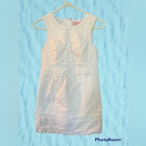 Lilly Pulitzer white dress. Size 4. No stains perfect condition!